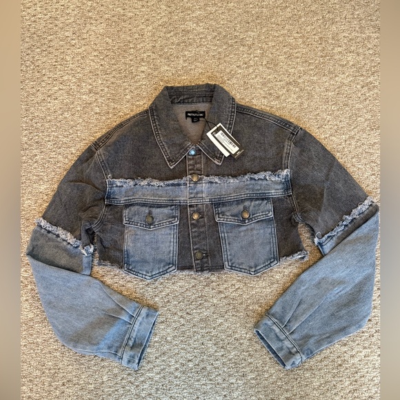 PrettyLittleThing Jackets & Blazers - 🛍️🛍️Pretty little thing Denim crop jacket